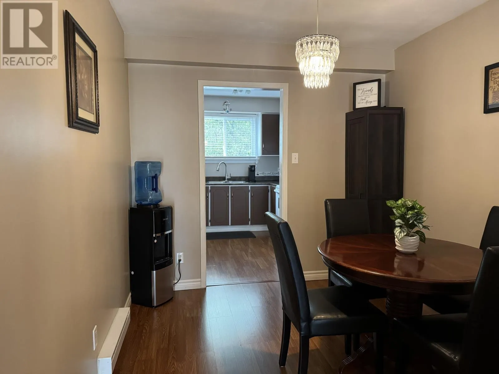 30 Wood Crescent