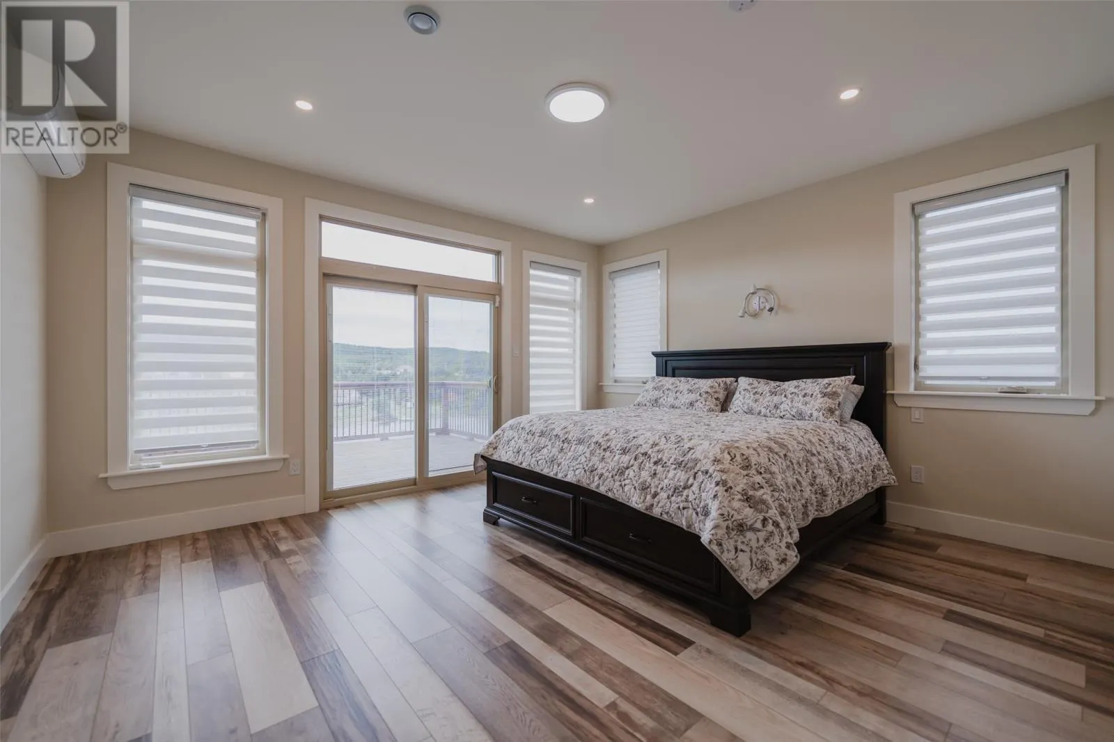 22-24 Saramac Place