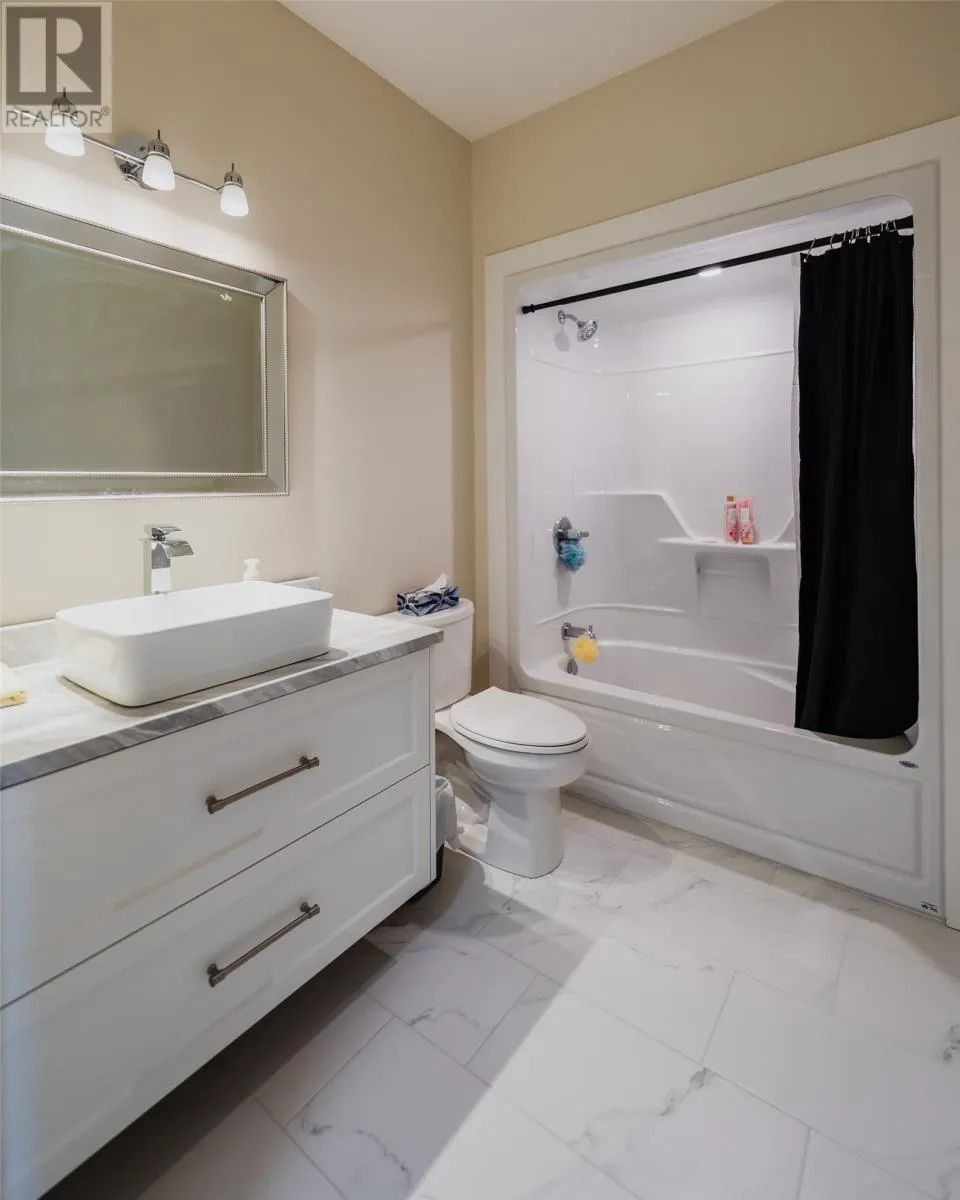 22-24 Saramac Place