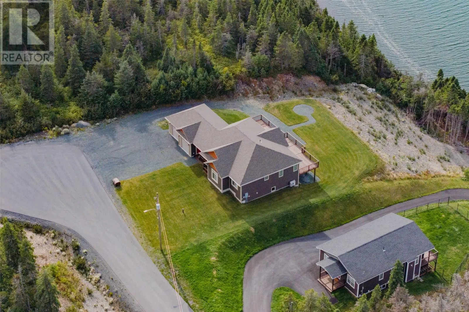 22-24 Saramac Place