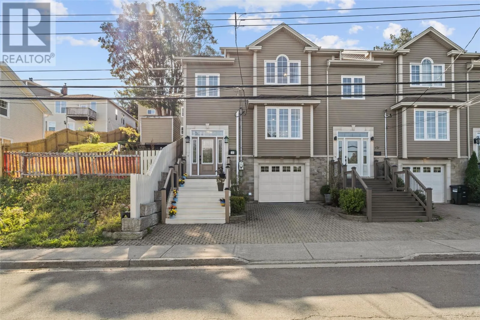 119 Empire Avenue