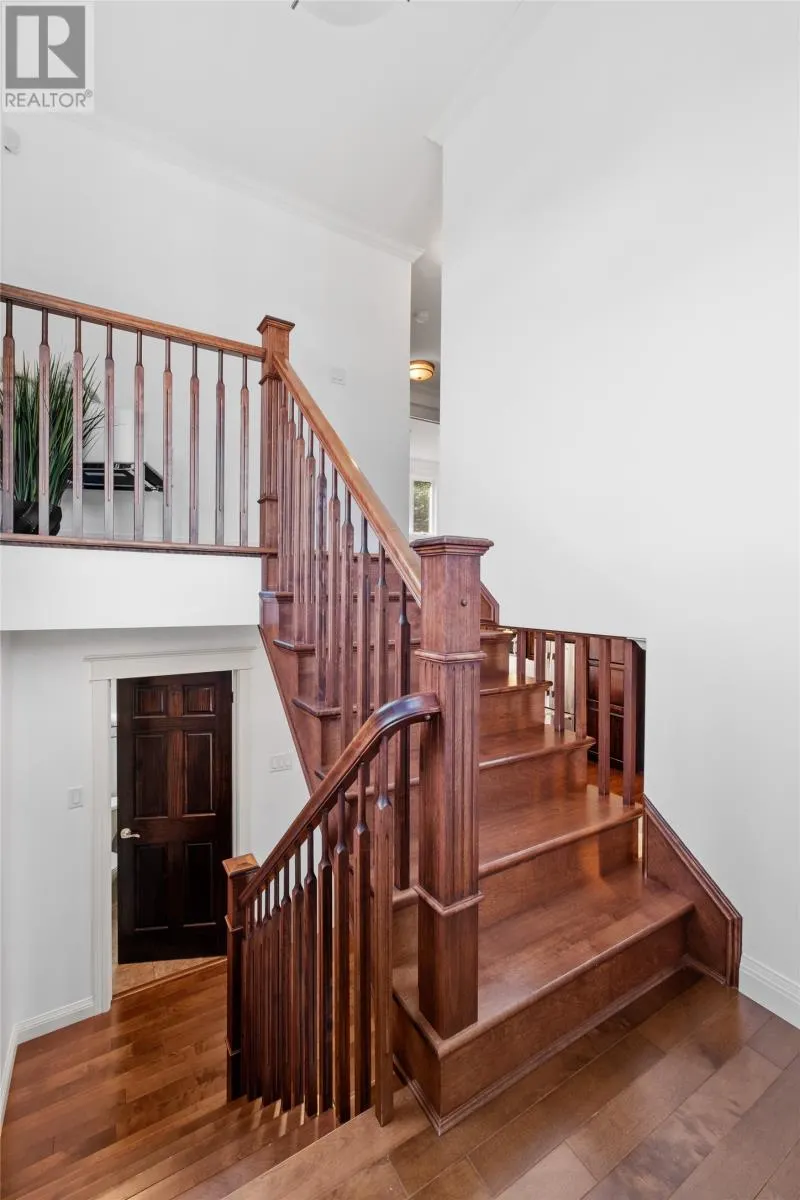 119 Empire Avenue
