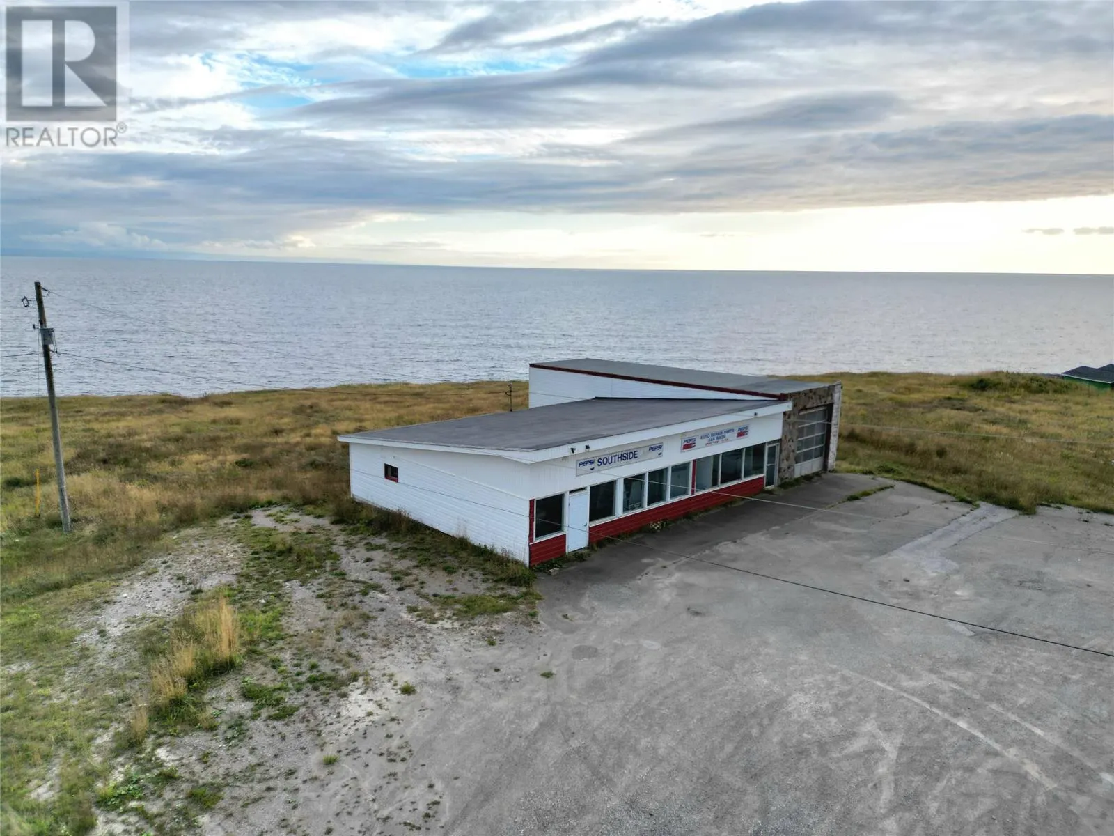37-39 Felix Cove Drive