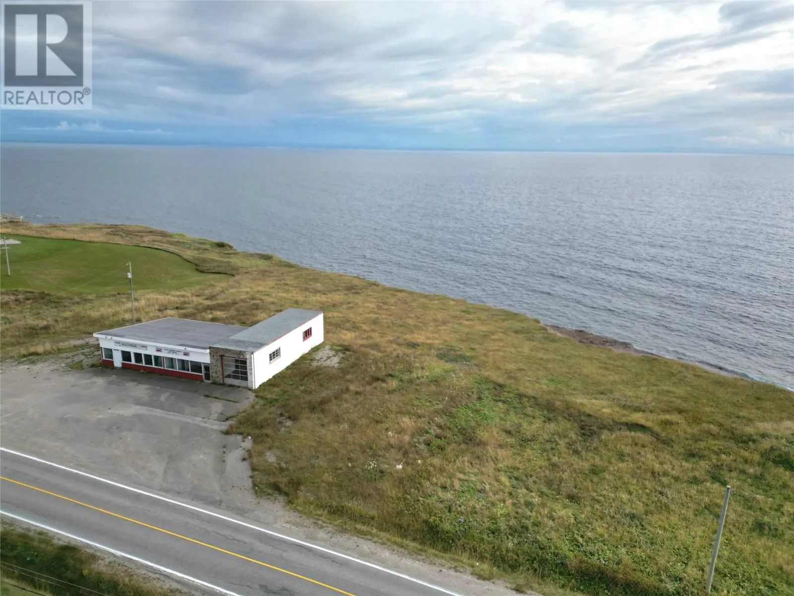 37-39 Felix Cove Drive