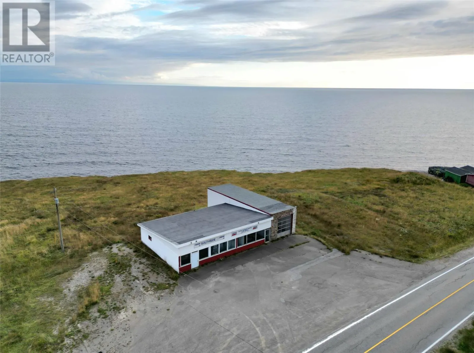 37-39 Felix Cove Drive