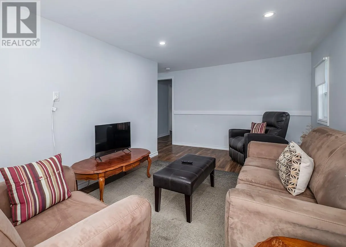 14 Freshwater Crescent