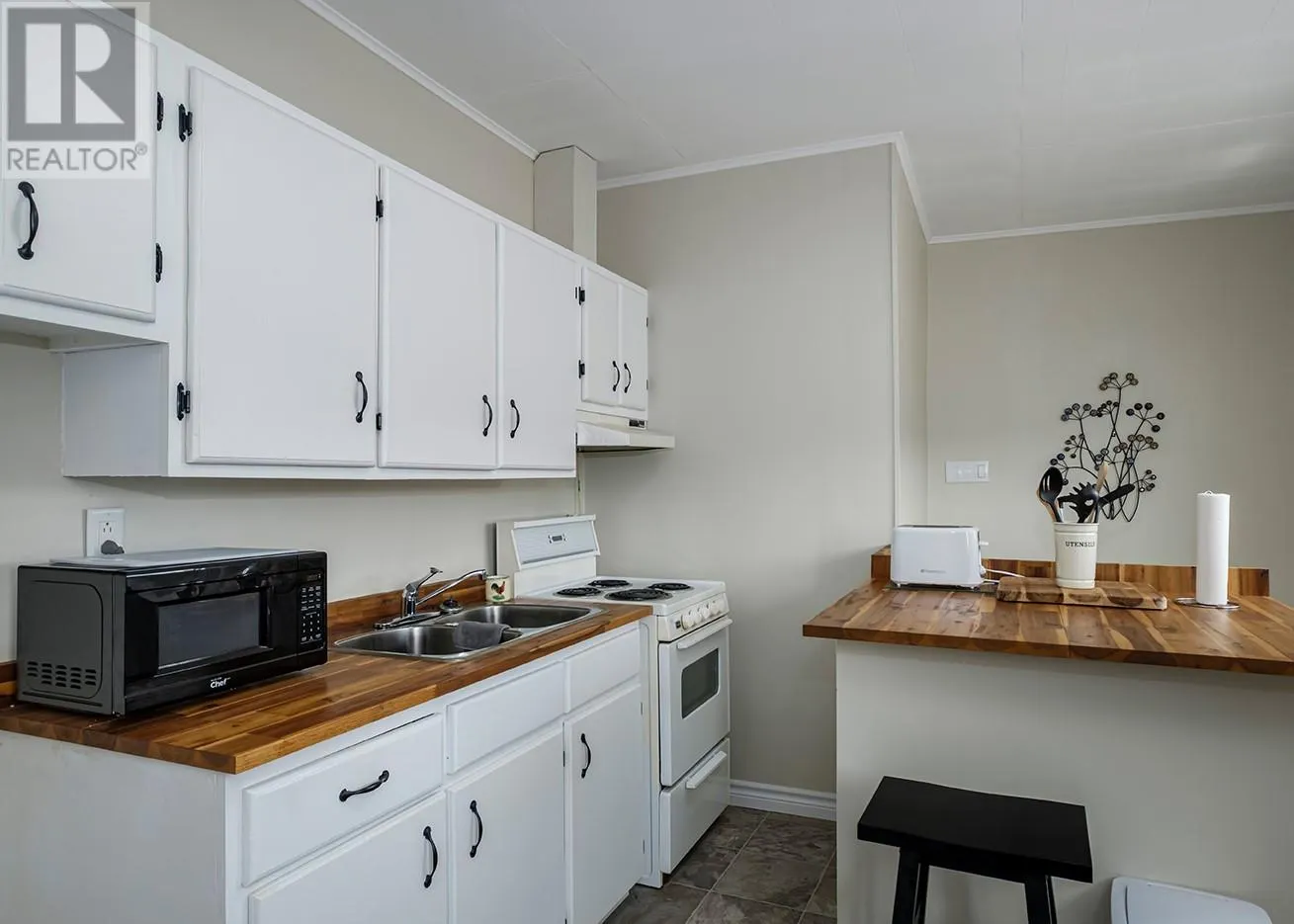 14 Freshwater Crescent
