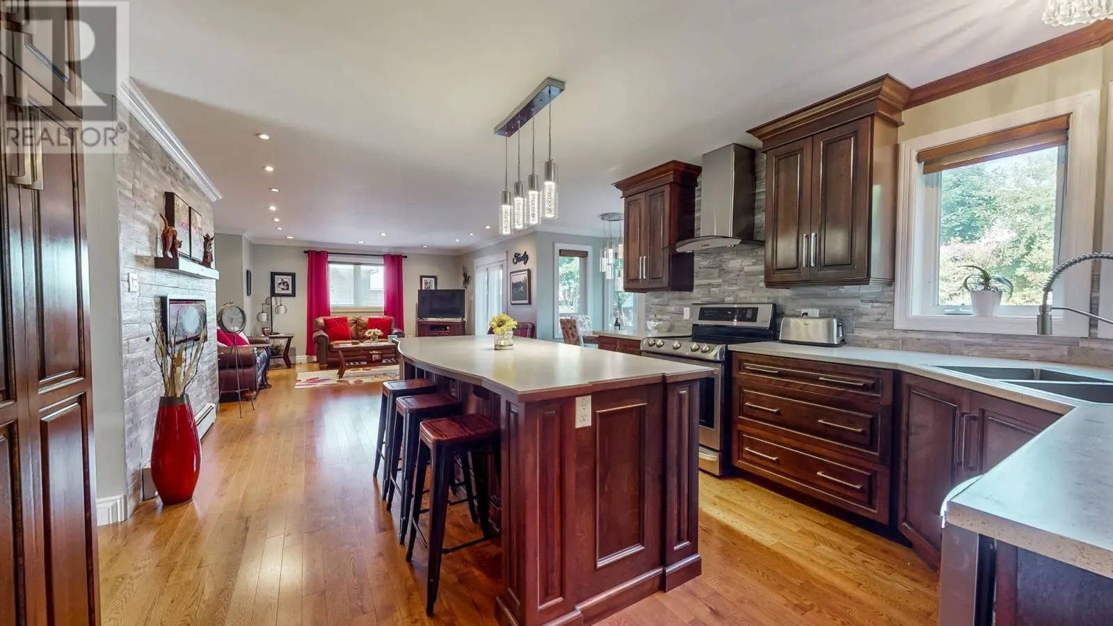48 Frecker Drive