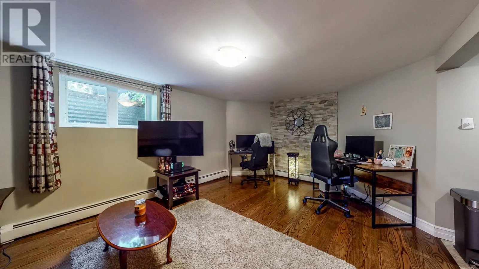 48 Frecker Drive