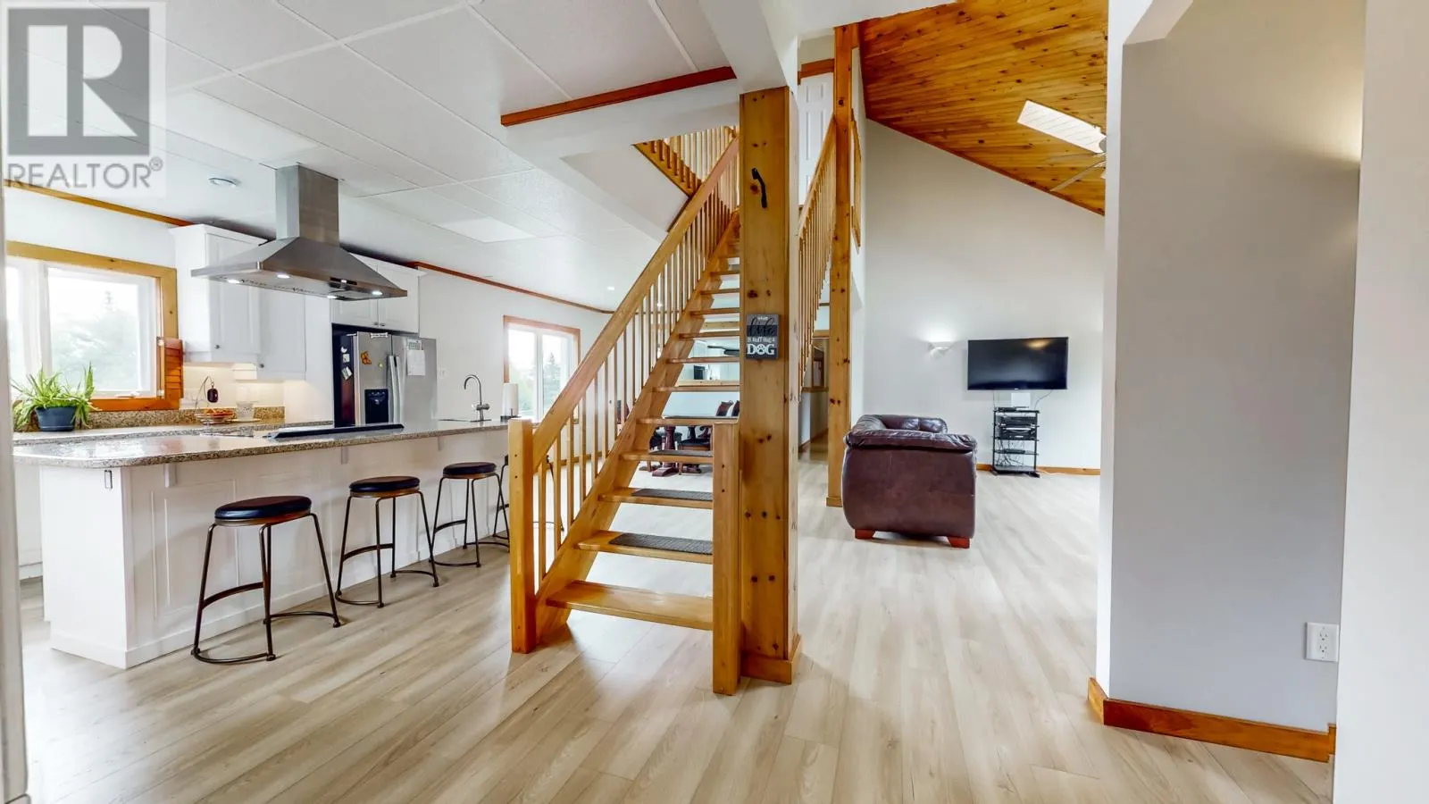 644 Pouch Cove Highway