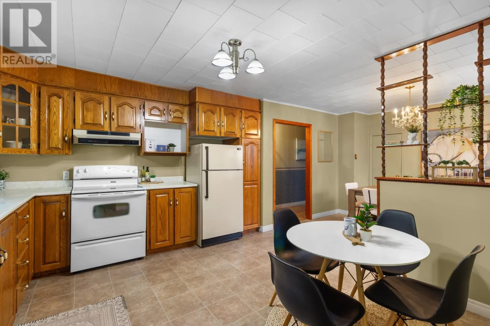 11 Ashwood Place
