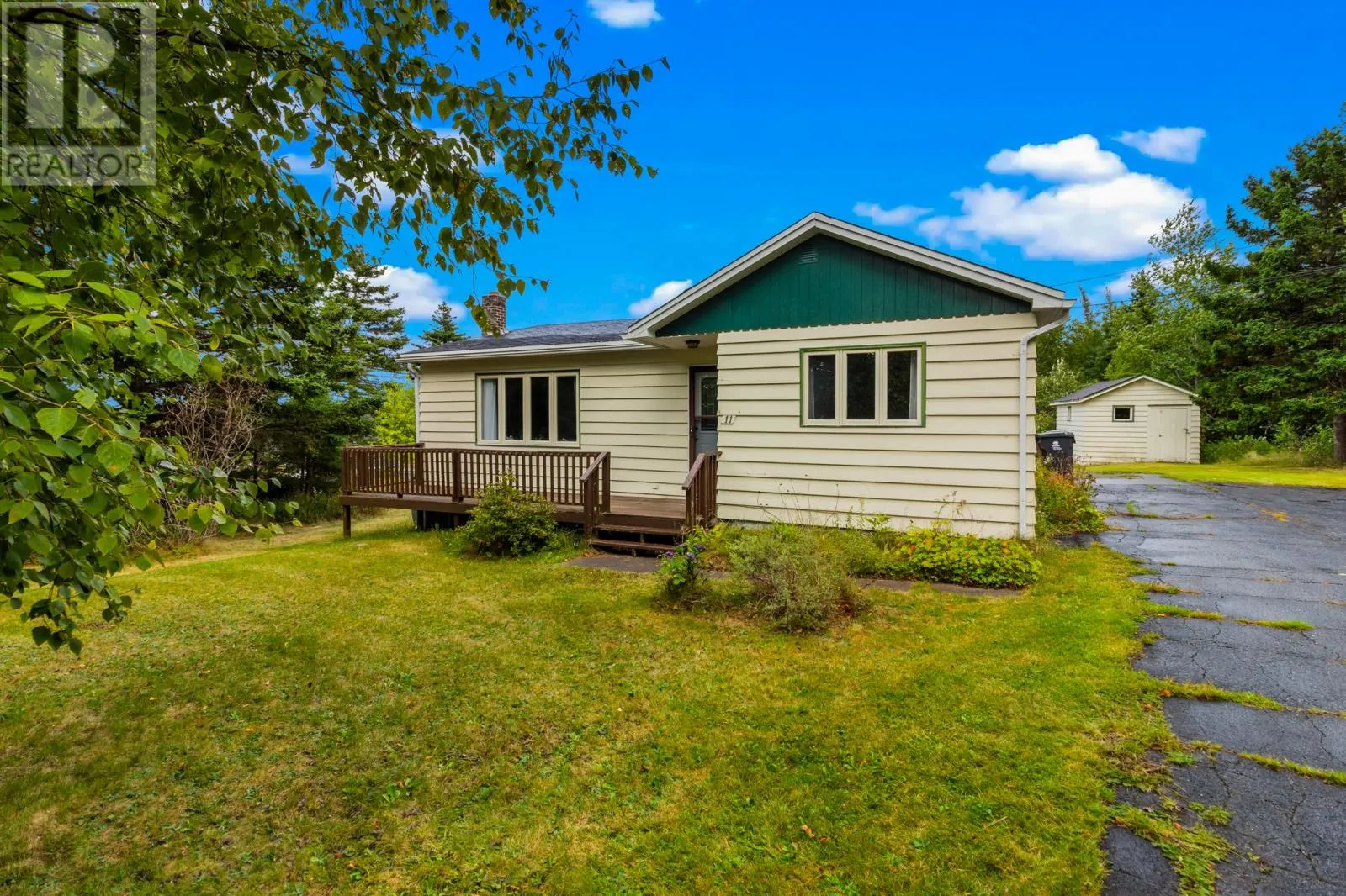 11 Ashwood Place