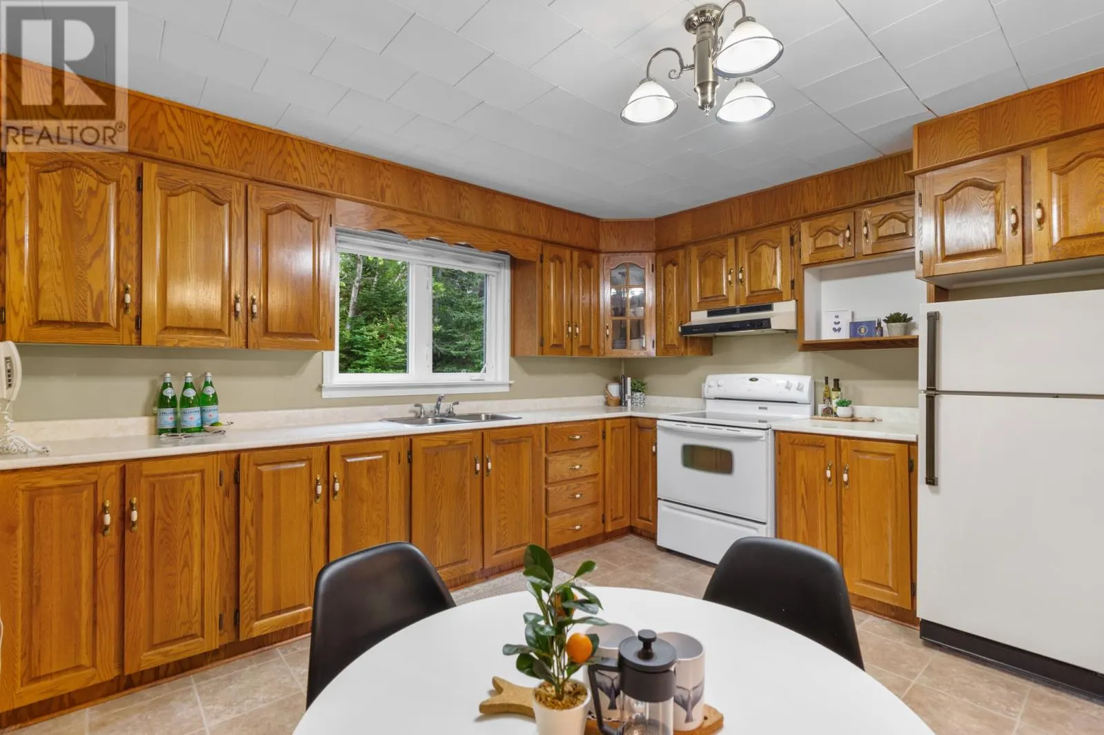 11 Ashwood Place
