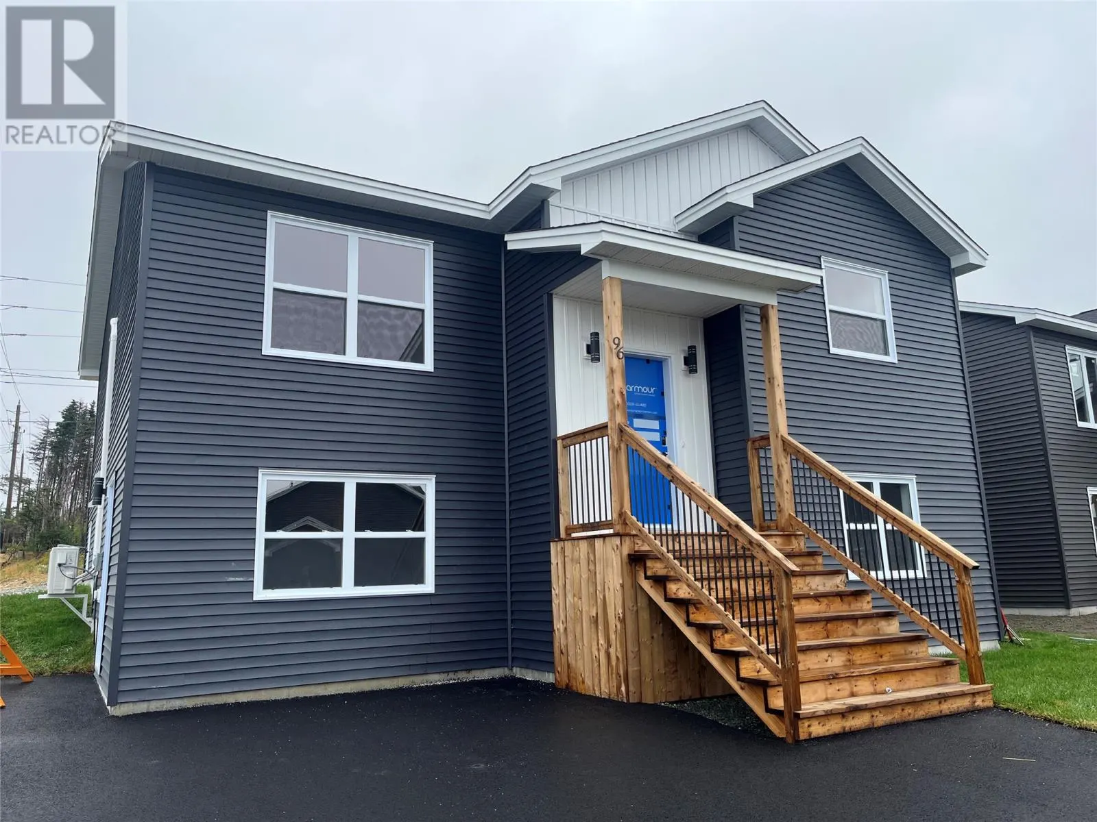 96 Lasalle Drive