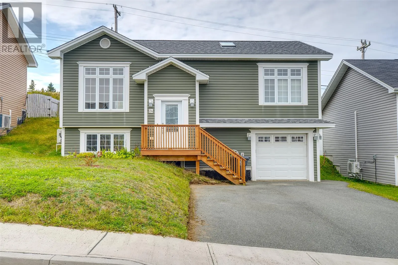24 Erica Avenue