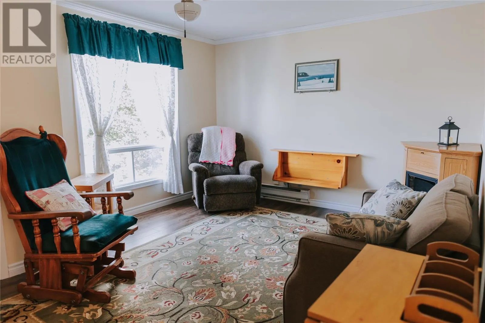 66 Riverhead Road