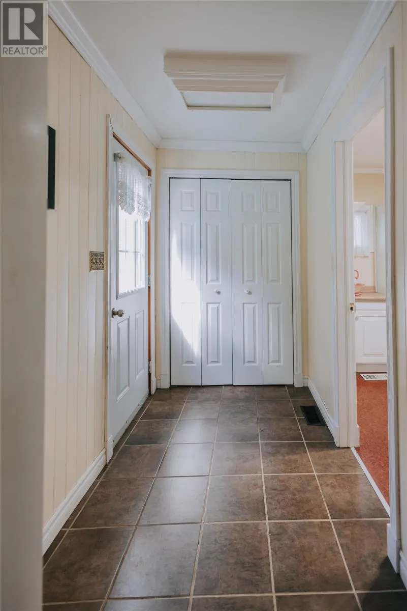 66 Riverhead Road