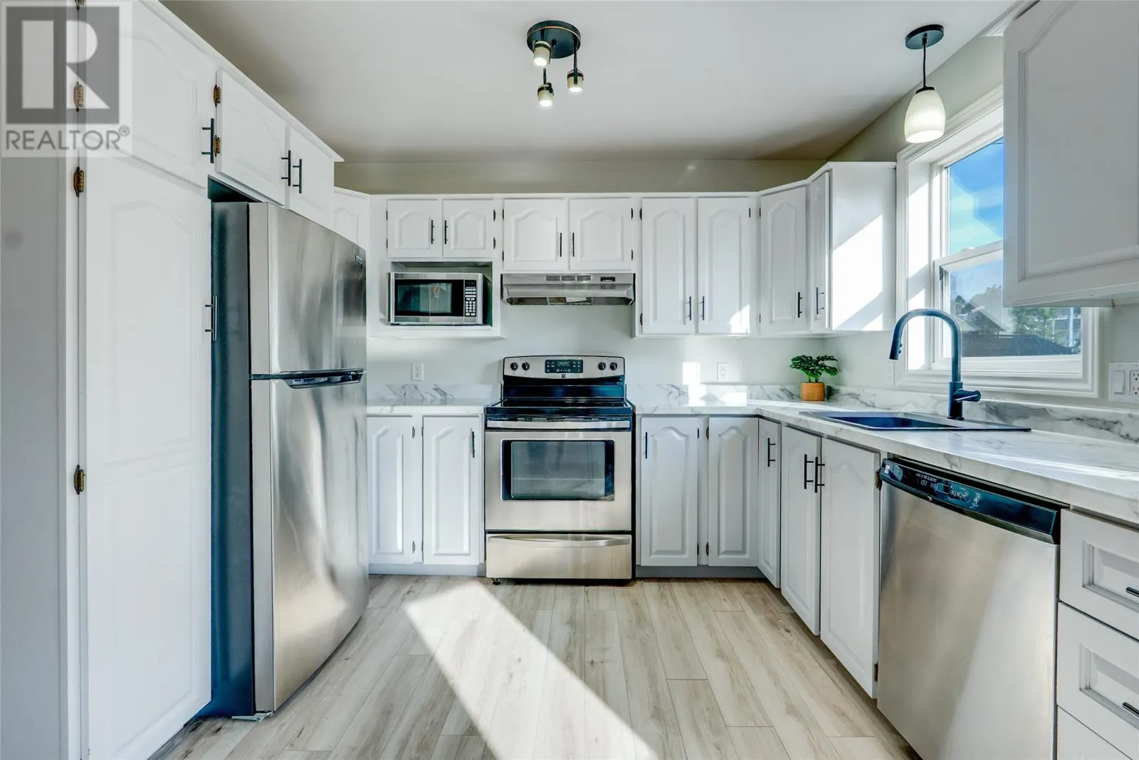 3 Sorrel Drive
