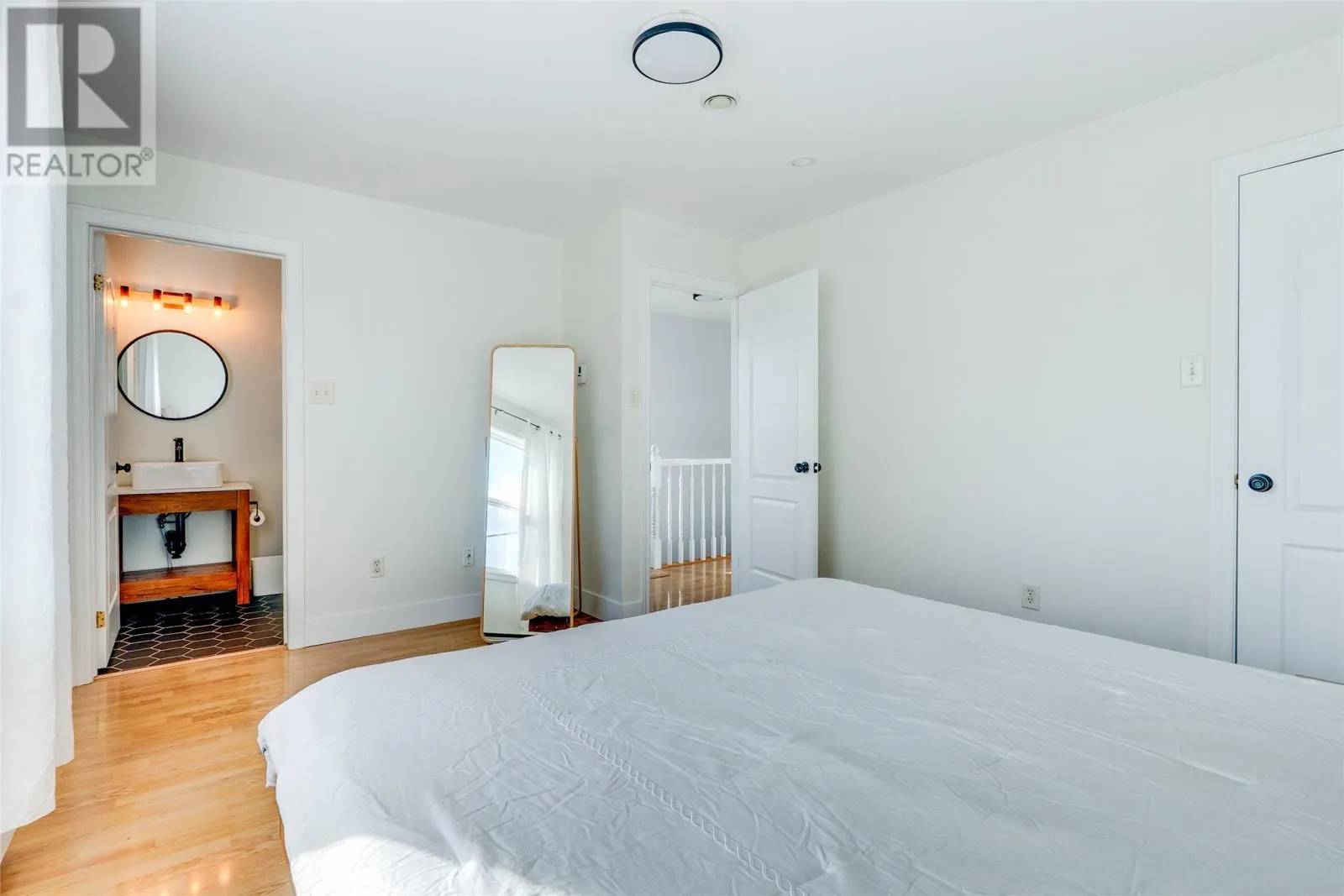3 Sorrel Drive