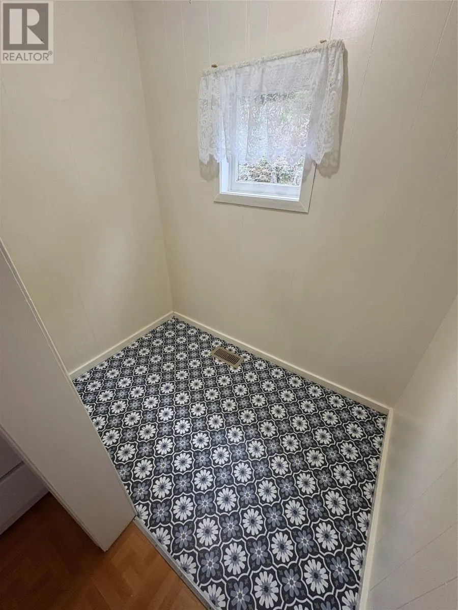 3 Davis Lane