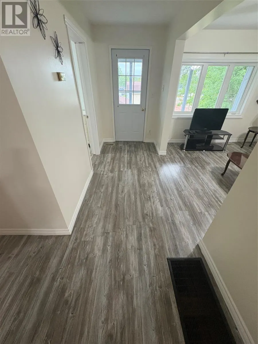 3 Davis Lane