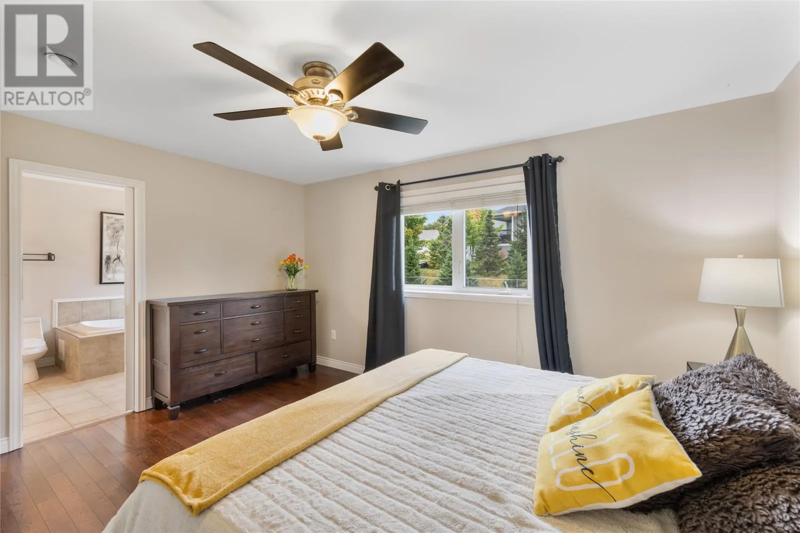5 White Bear Lane