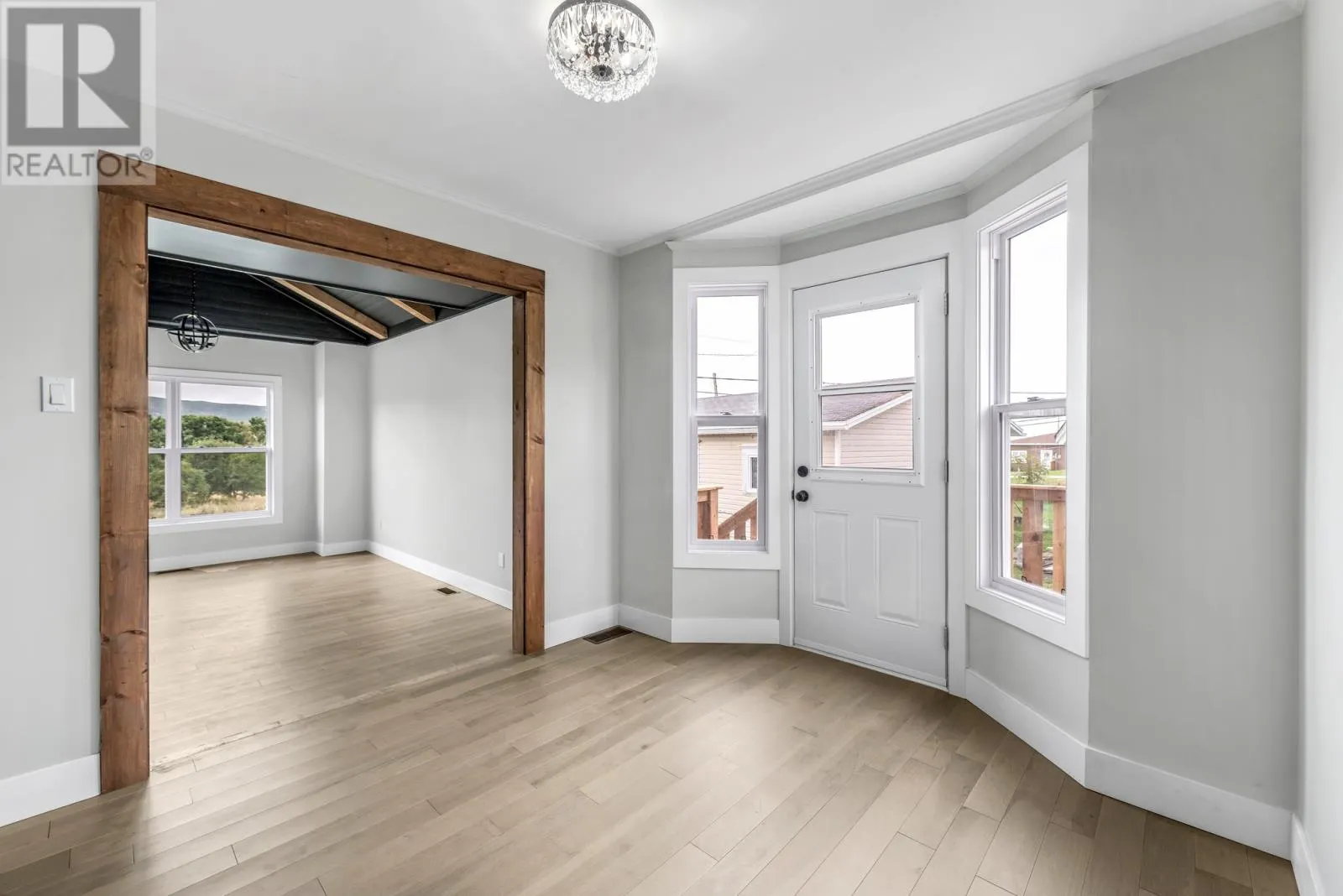 5 Marsh Road