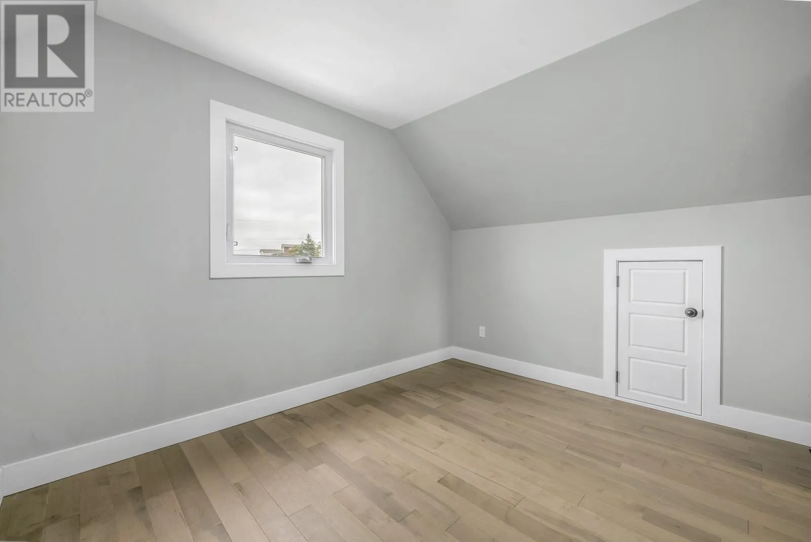 5 Marsh Road