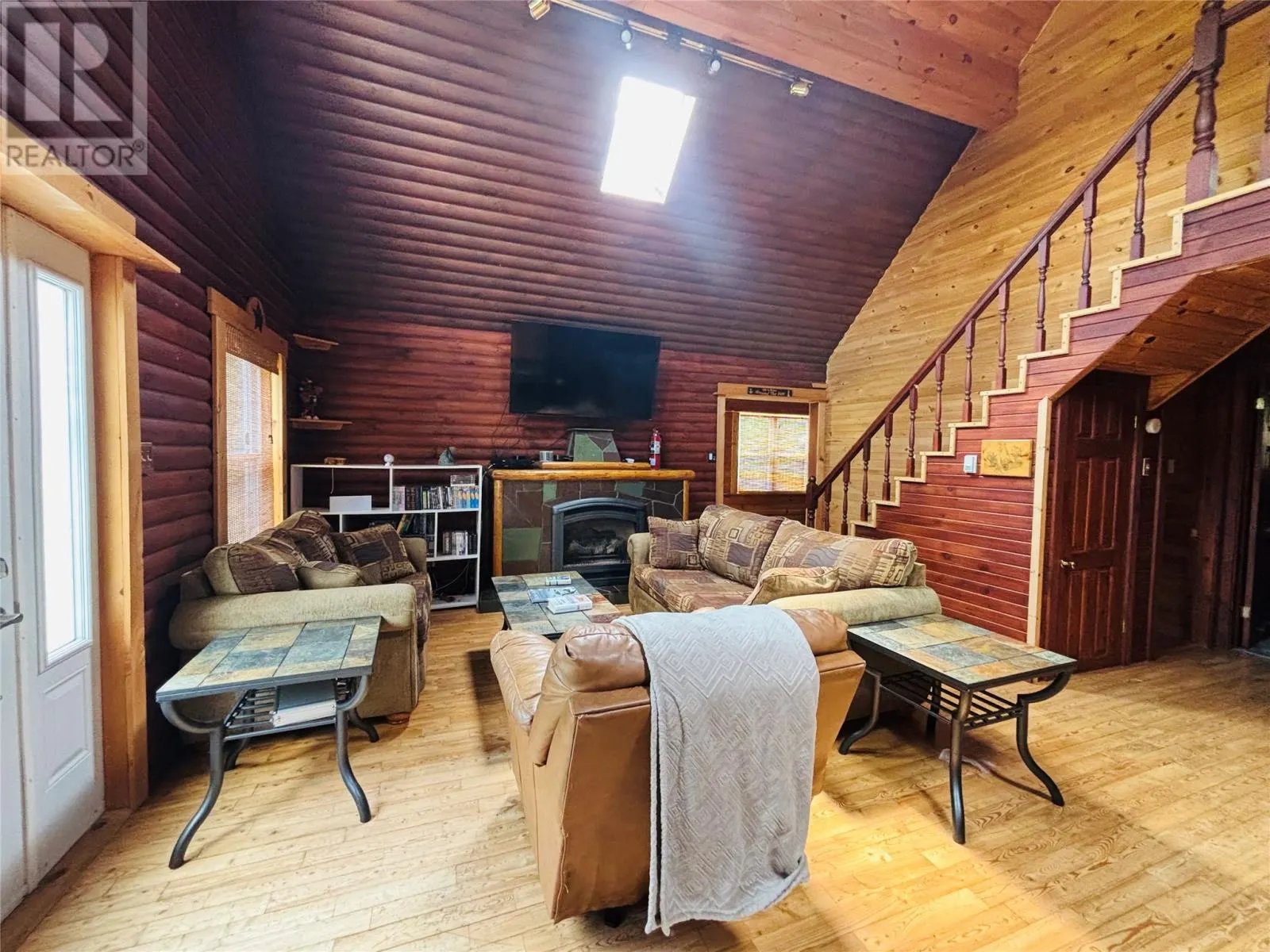 56 Loop Road