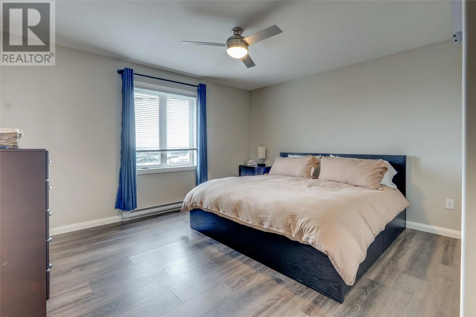 54 Maurice Putt Crescent