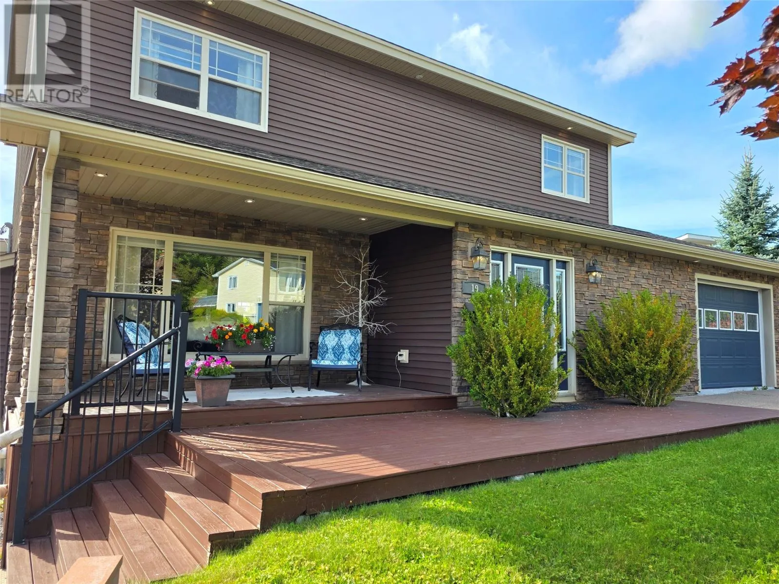 19 Raymond Heights