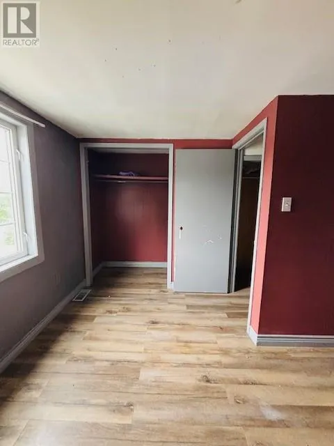 27 Maple Leaf Drive