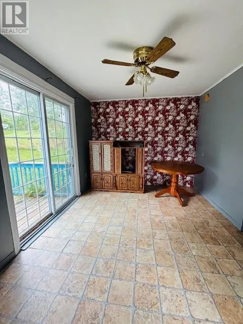27 Maple Leaf Drive