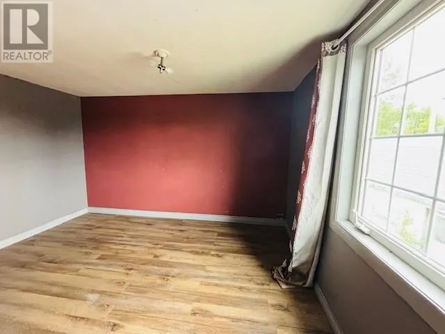 27 Maple Leaf Drive