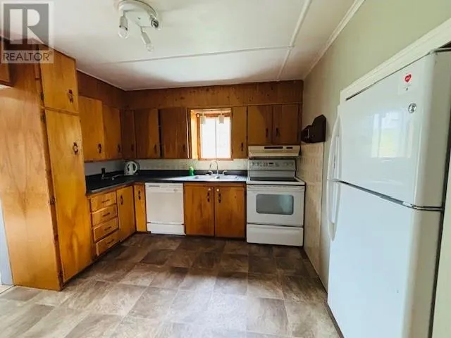 27 Maple Leaf Drive