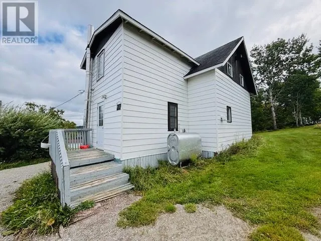 27 Maple Leaf Drive