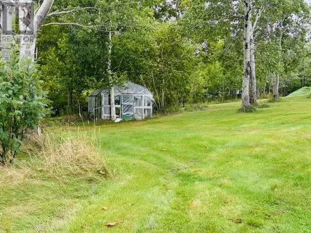 27 Maple Leaf Drive