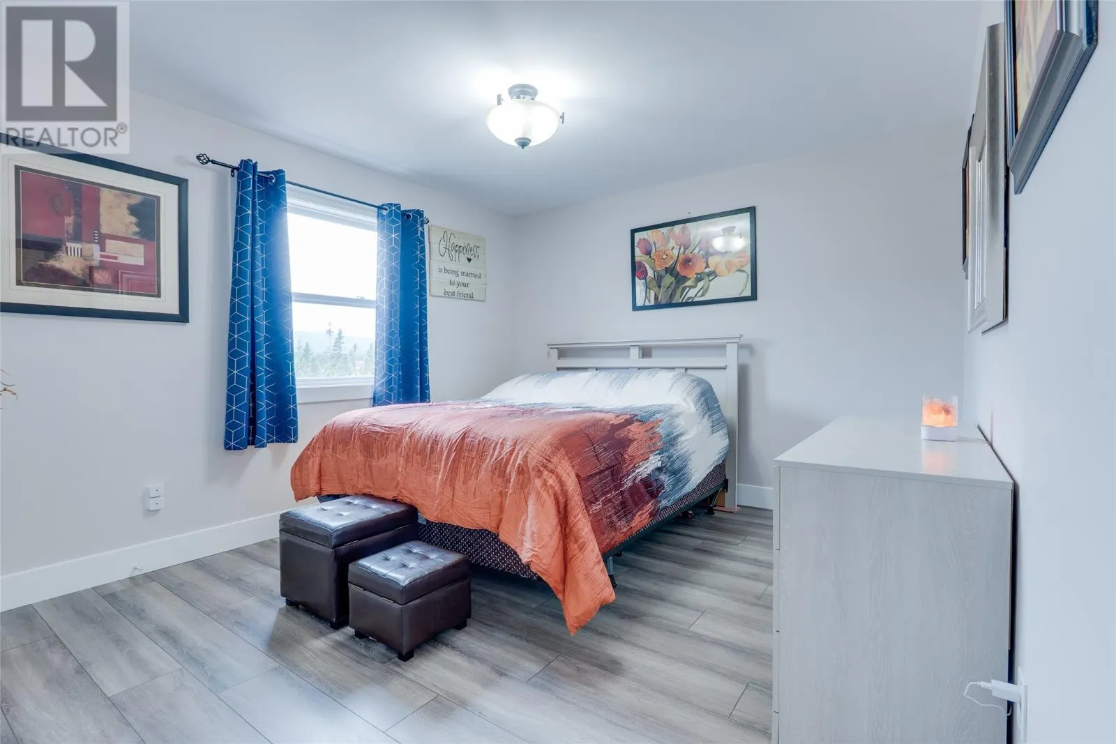 6 Spruce Grove Place