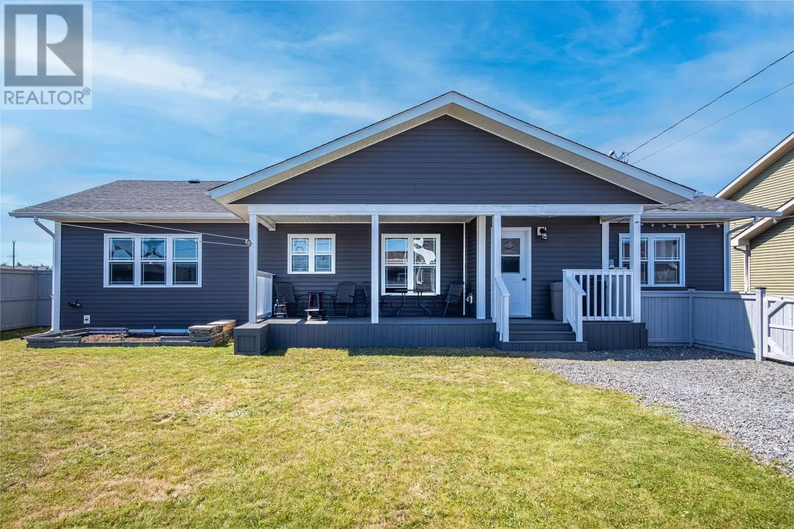 4 Sampson Crescent