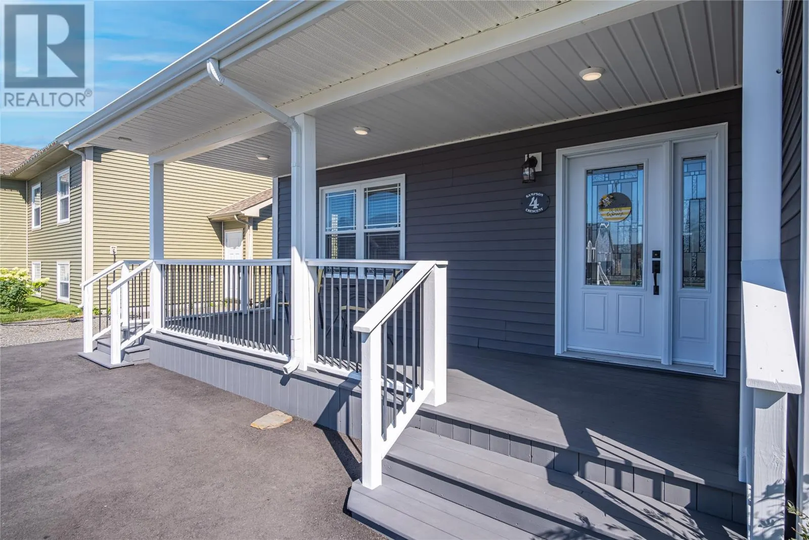 4 Sampson Crescent