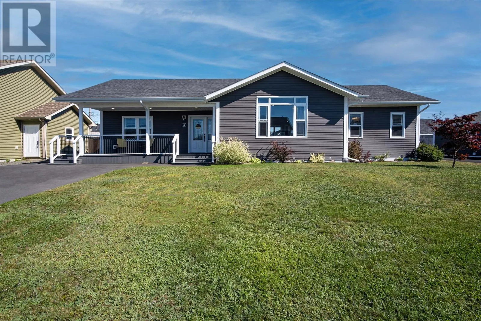4 Sampson Crescent
