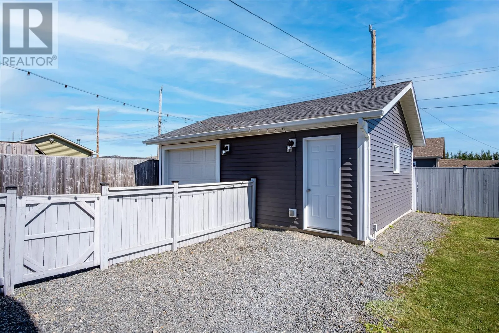 4 Sampson Crescent