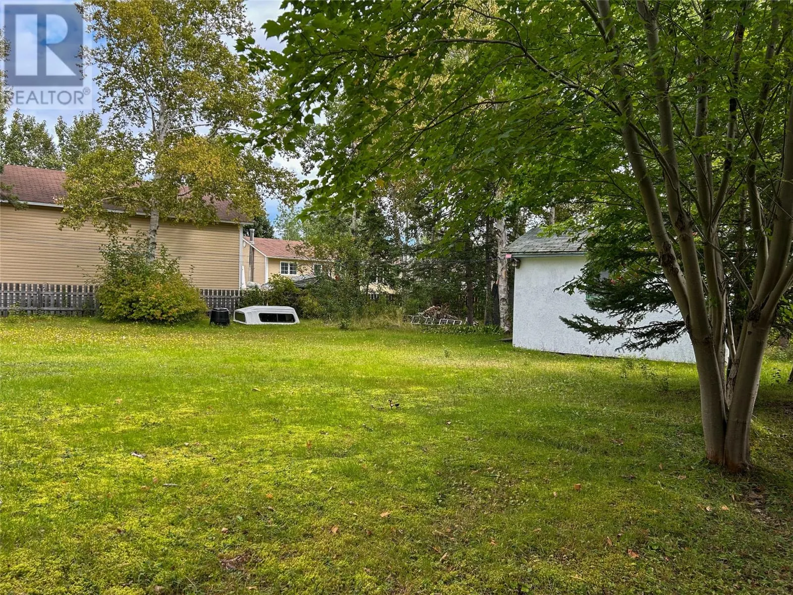 2 Bowater Avenue