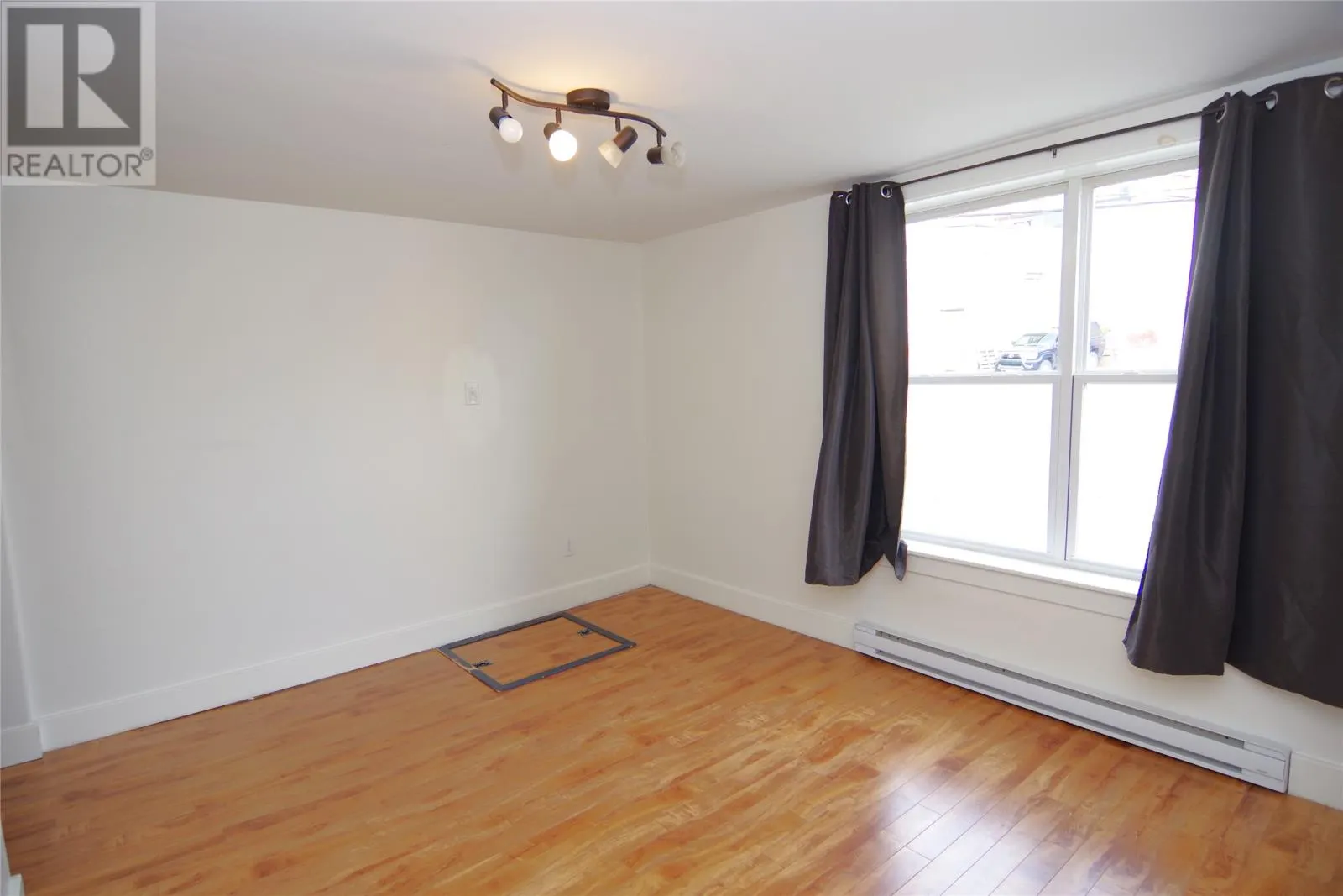11 Cookstown Road