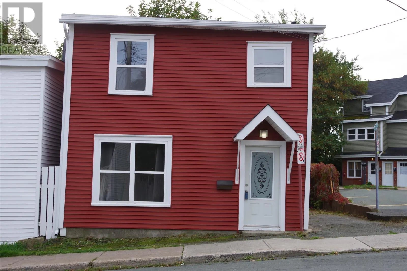 11 Cookstown Road