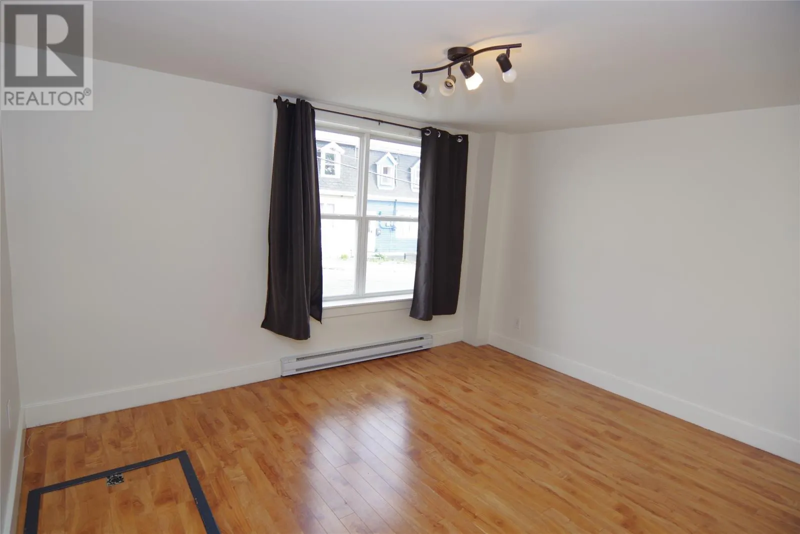 11 Cookstown Road