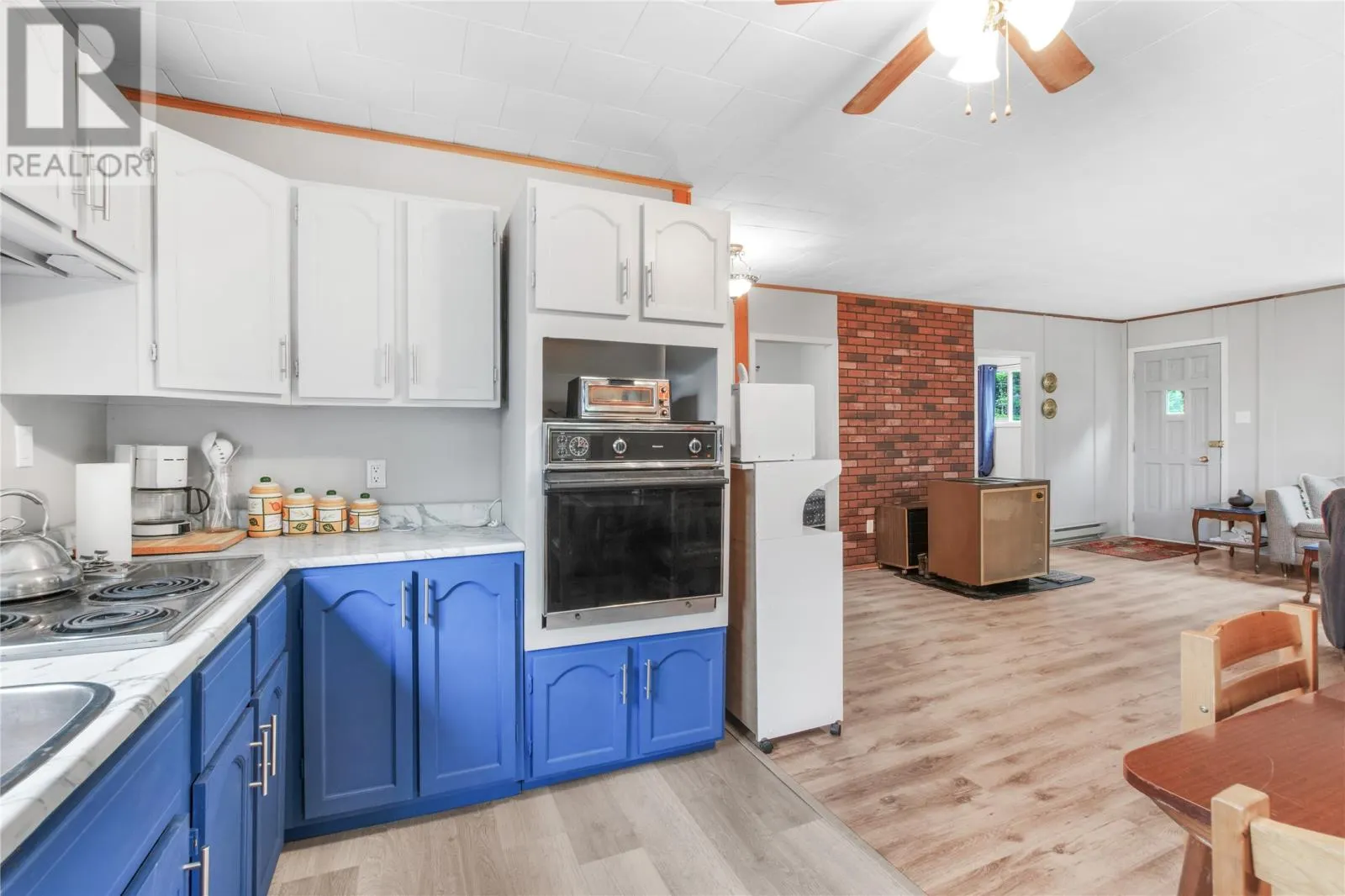 167 Vineland Road