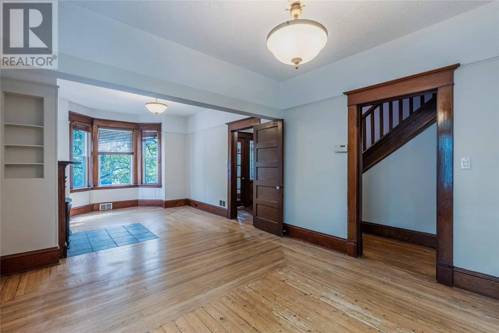 104 Hamilton Avenue
