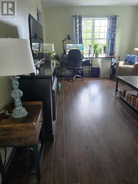 6 Steadyview Drive