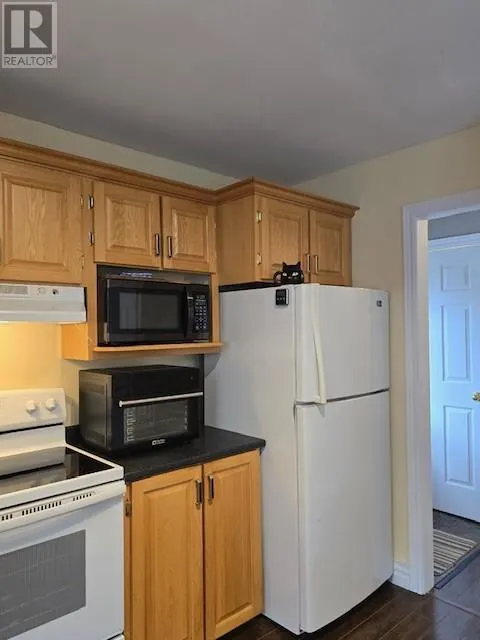 6 Steadyview Drive